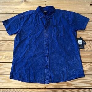NWT $55 RVCA Button Down Shirt Size Medium Men’s Blue Short Sleeve